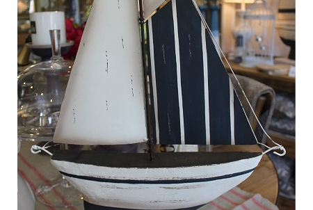 Sailing boat small, 57.5 x 40.5cm £59.95