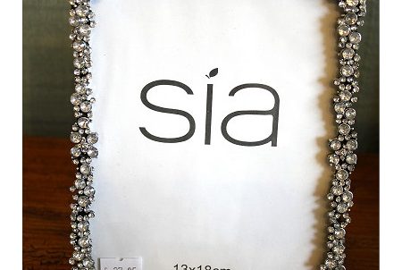 Photograph frame, rectangular, diamante and silver