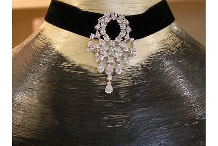 Choker necklace, £39.95, 12'' - 15'