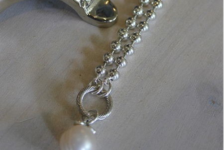 Necklace, £21.50, 17-19'', Silver colou